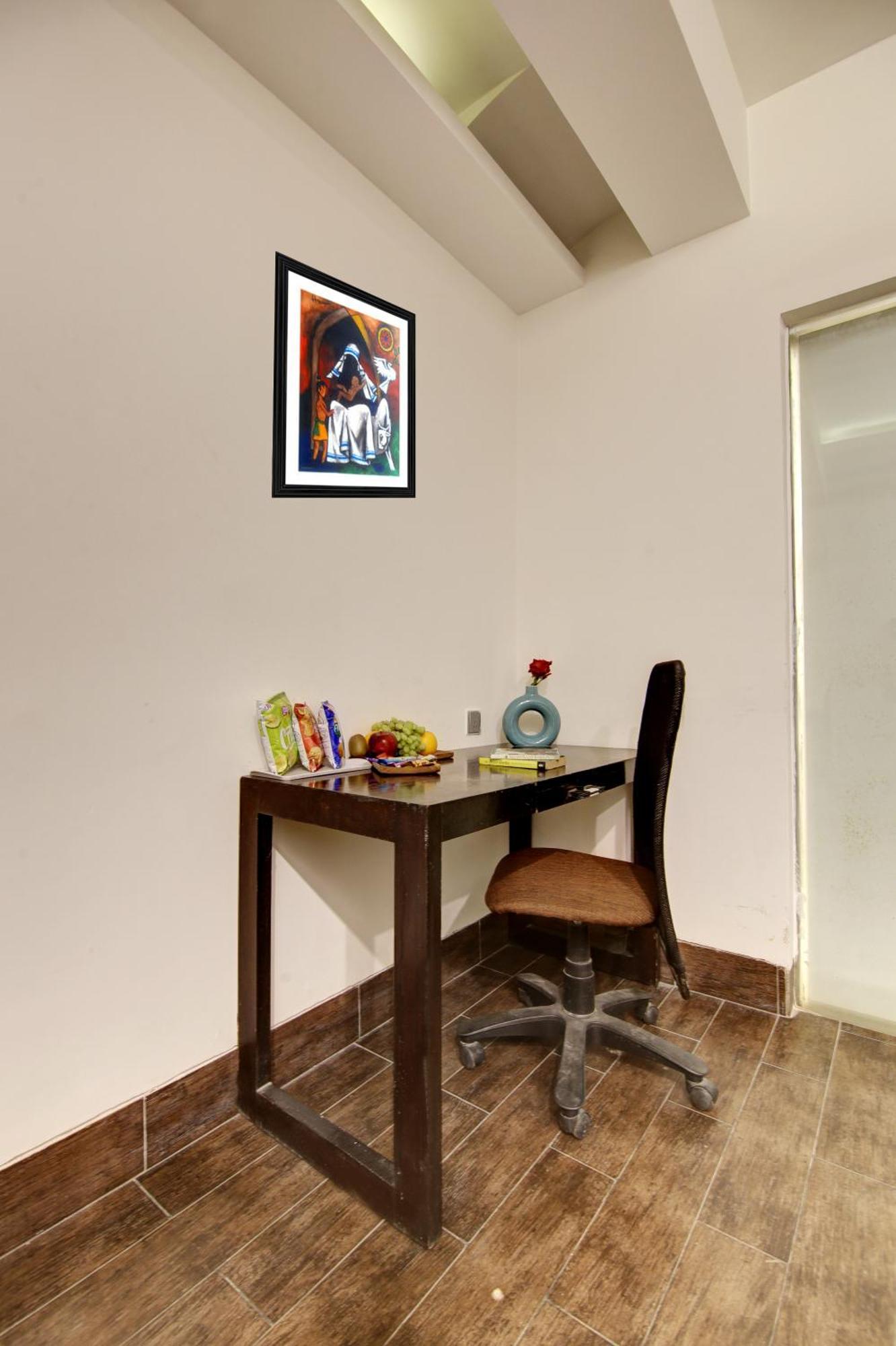 Hotel Good Times Near Ganga Ram Hospital And Karol Bagh Metro Delhi  Ngoại thất bức ảnh
