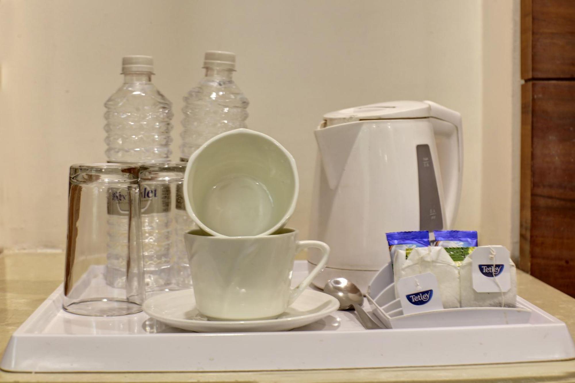 Hotel Good Times Near Ganga Ram Hospital And Karol Bagh Metro Delhi  Ngoại thất bức ảnh