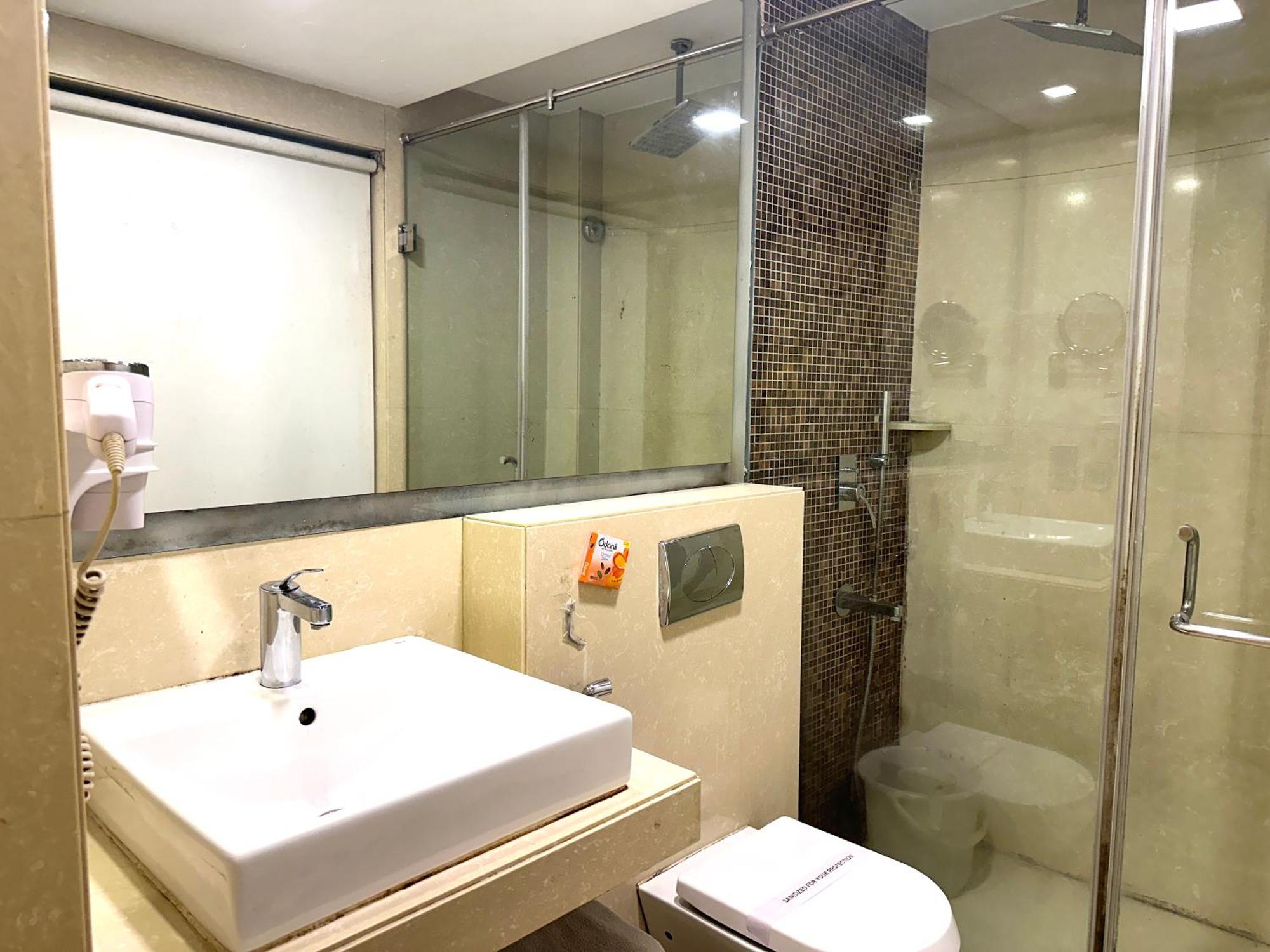 Hotel Good Times Near Ganga Ram Hospital And Karol Bagh Metro Delhi  Ngoại thất bức ảnh